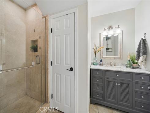 2414  Niagara  , Costa Mesa, CA