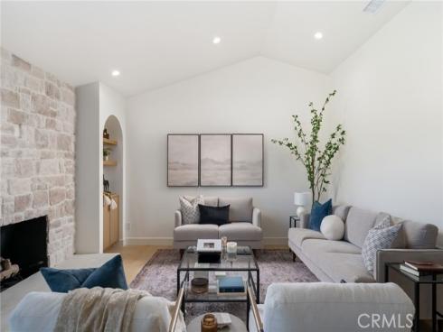 2952  Java   Road, Costa Mesa, CA