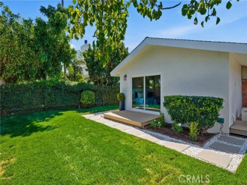 2952  Java   Road, Costa Mesa, CA