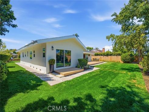 2952  Java   Road, Costa Mesa, CA