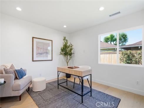 2952  Java   Road, Costa Mesa, CA