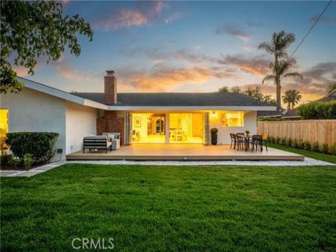2952  Java   Road, Costa Mesa, CA