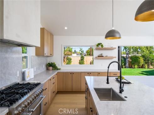 2952  Java   Road, Costa Mesa, CA
