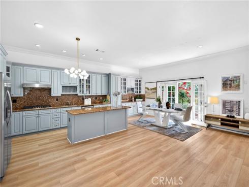 137  The Masters Circle  , Costa Mesa, CA