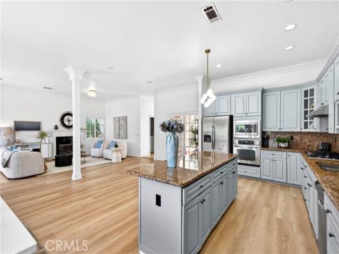 137  The Masters Circle  , Costa Mesa, CA