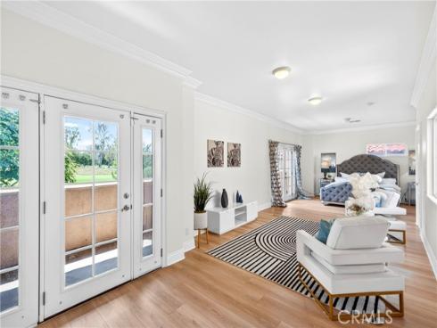 137  The Masters Circle  , Costa Mesa, CA