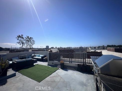 812  Brickyard  , Costa Mesa, CA