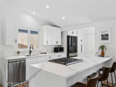 304 Hanover , Costa Mesa, CA