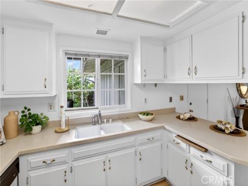 2825  Shantar  , Costa Mesa, CA