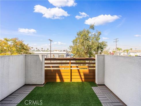 645 W 17th  , Costa Mesa, CA