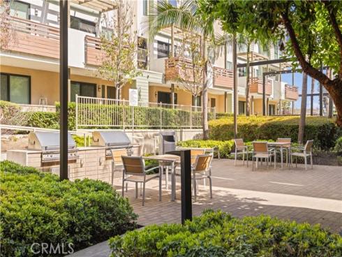 645 W 17th  , Costa Mesa, CA