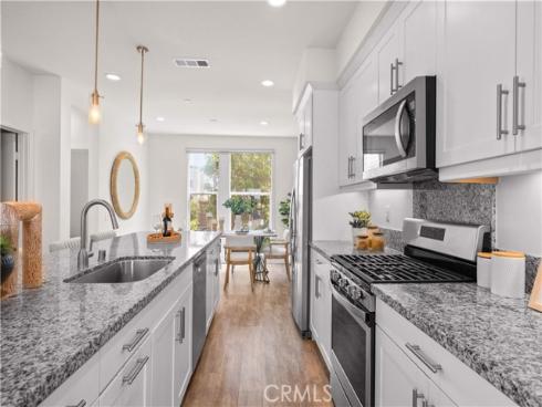 645 W 17th  , Costa Mesa, CA