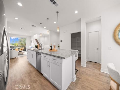 645 W 17th  , Costa Mesa, CA