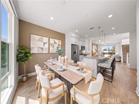 645 W 17th  , Costa Mesa, CA