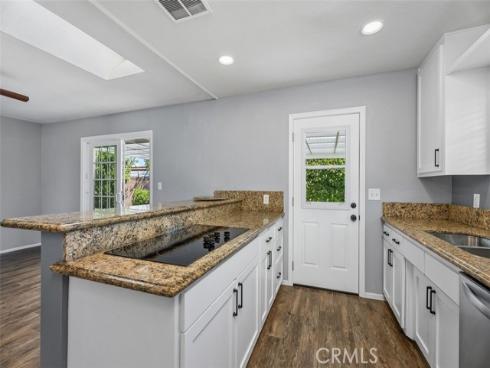 1566 Corsica Place , Costa Mesa, CA