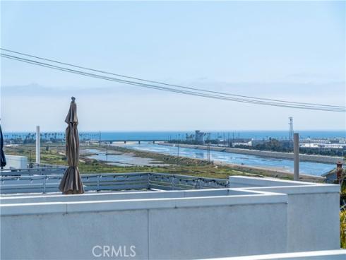 2105  Two Harbors   Circle, Costa Mesa, CA