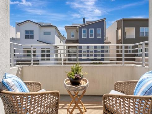 2105  Two Harbors   Circle, Costa Mesa, CA