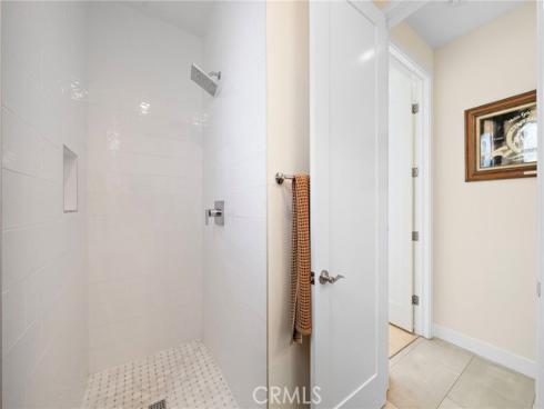 2573  Elden  D  Avenue, Costa Mesa, CA