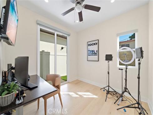 2573  Elden  D  Avenue, Costa Mesa, CA