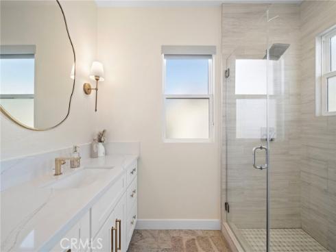 2573  Elden  D  Avenue, Costa Mesa, CA
