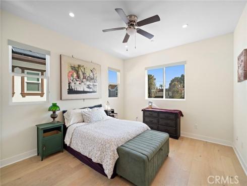 2573  Elden  D  Avenue, Costa Mesa, CA