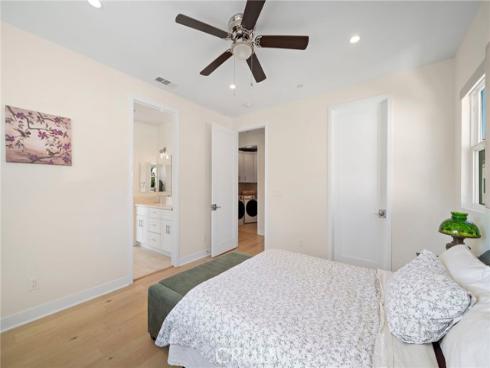 2573  Elden  D  Avenue, Costa Mesa, CA