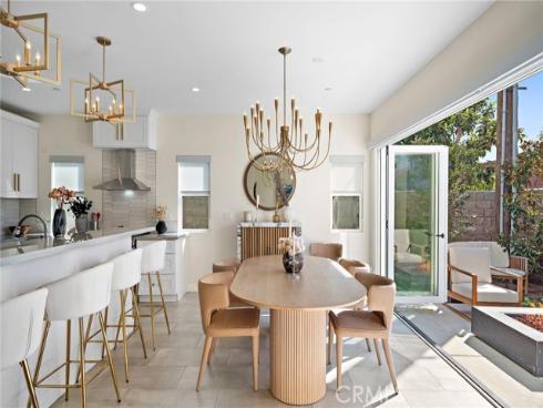 2573  Elden  D  Avenue, Costa Mesa, CA