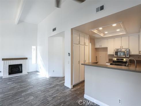 411  Bryson Springs  51 , Costa Mesa, CA