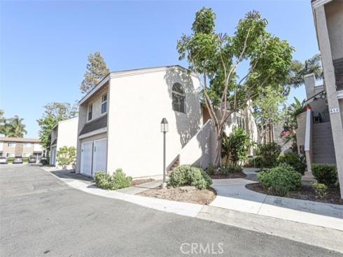 411  Bryson Springs  51 , Costa Mesa, CA