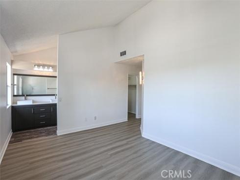 411  Bryson Springs  51 , Costa Mesa, CA