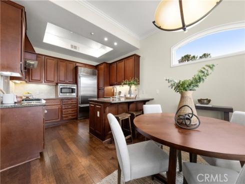 401  Bernard  409  Street, Costa Mesa, CA