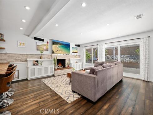 1815  Kinglet   Court, Costa Mesa, CA