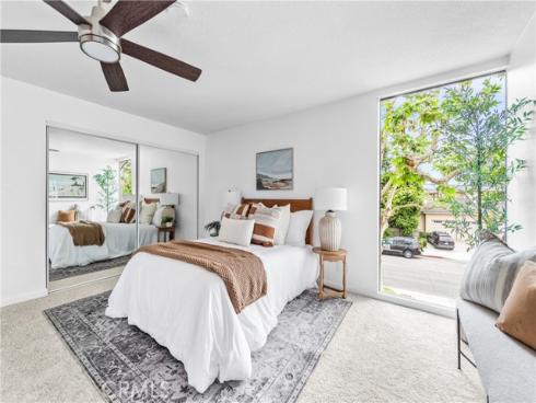 1200  Las Arenas  , Costa Mesa, CA