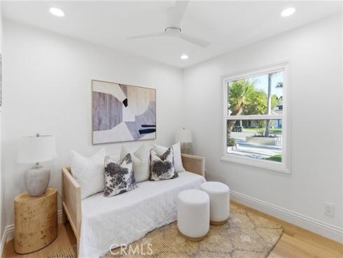 1956  Flamingo   Drive, Costa Mesa, CA