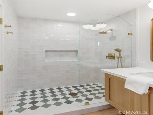 1956  Flamingo   Drive, Costa Mesa, CA