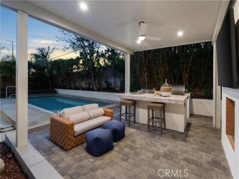 1956  Flamingo   Drive, Costa Mesa, CA