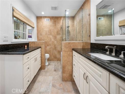 1099  Salinas  , Costa Mesa, CA