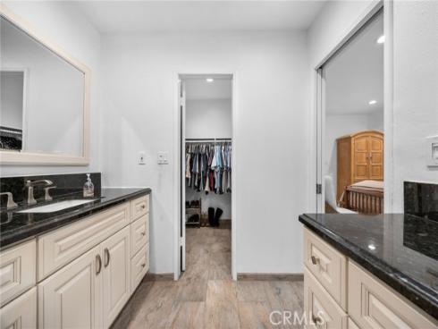 1099  Salinas  , Costa Mesa, CA