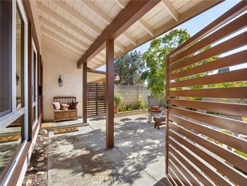 1099  Salinas  , Costa Mesa, CA