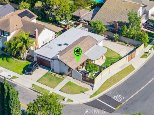 1099  Salinas  , Costa Mesa, CA