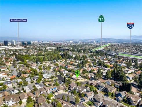 1099  Salinas  , Costa Mesa, CA