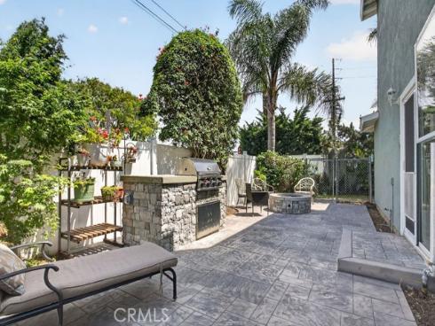 1010 W 19th  , Costa Mesa, CA