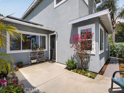 1010 W 19th  , Costa Mesa, CA
