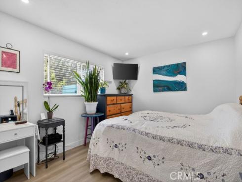 1010 W 19th  , Costa Mesa, CA