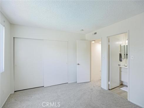 290  Victoria  29 (F8)  Street, Costa Mesa, CA