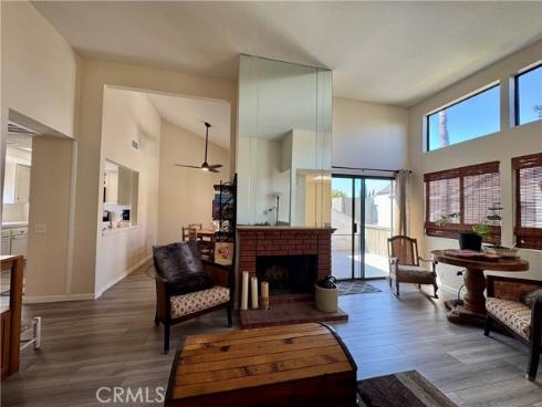 2336 Elden B , Costa Mesa, CA