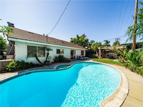 3140  Coolidge   Avenue, Costa Mesa, CA