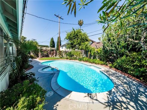 3140  Coolidge   Avenue, Costa Mesa, CA