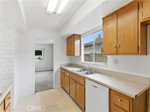 1732  Missouri  , Costa Mesa, CA