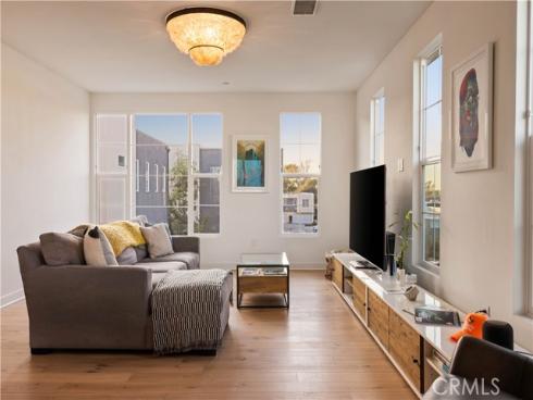 2023  Placentia  , Costa Mesa, CA